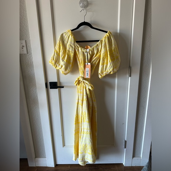 NWT Future Collective Off Shoulder Floral Dress - Picture 4 of 7